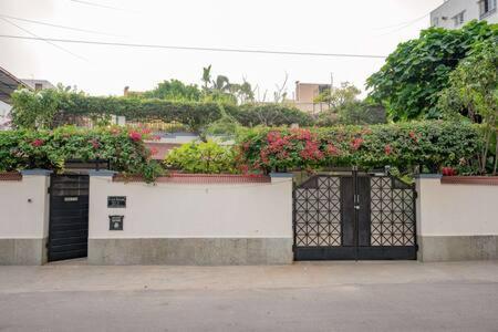 Eden Garden Villa By Jadecaps Nr Mg Road Garden Bangalore Ngoại thất bức ảnh